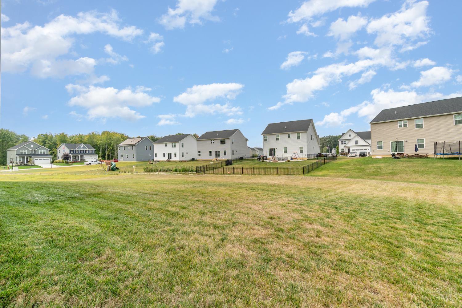2532 Streamside Drive