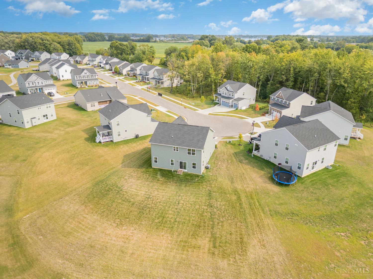 2532 Streamside Drive