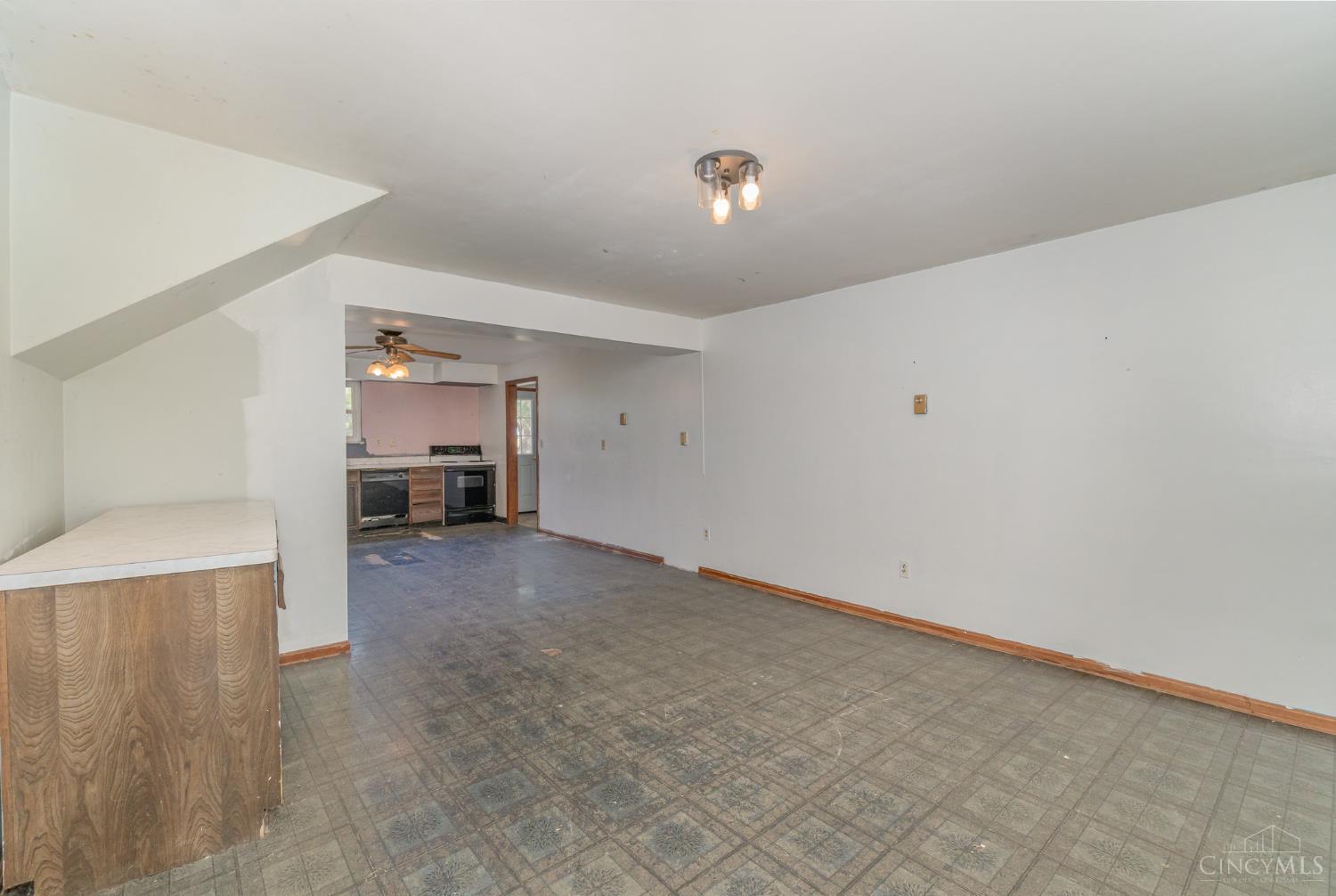 2756 Bardwell West Road