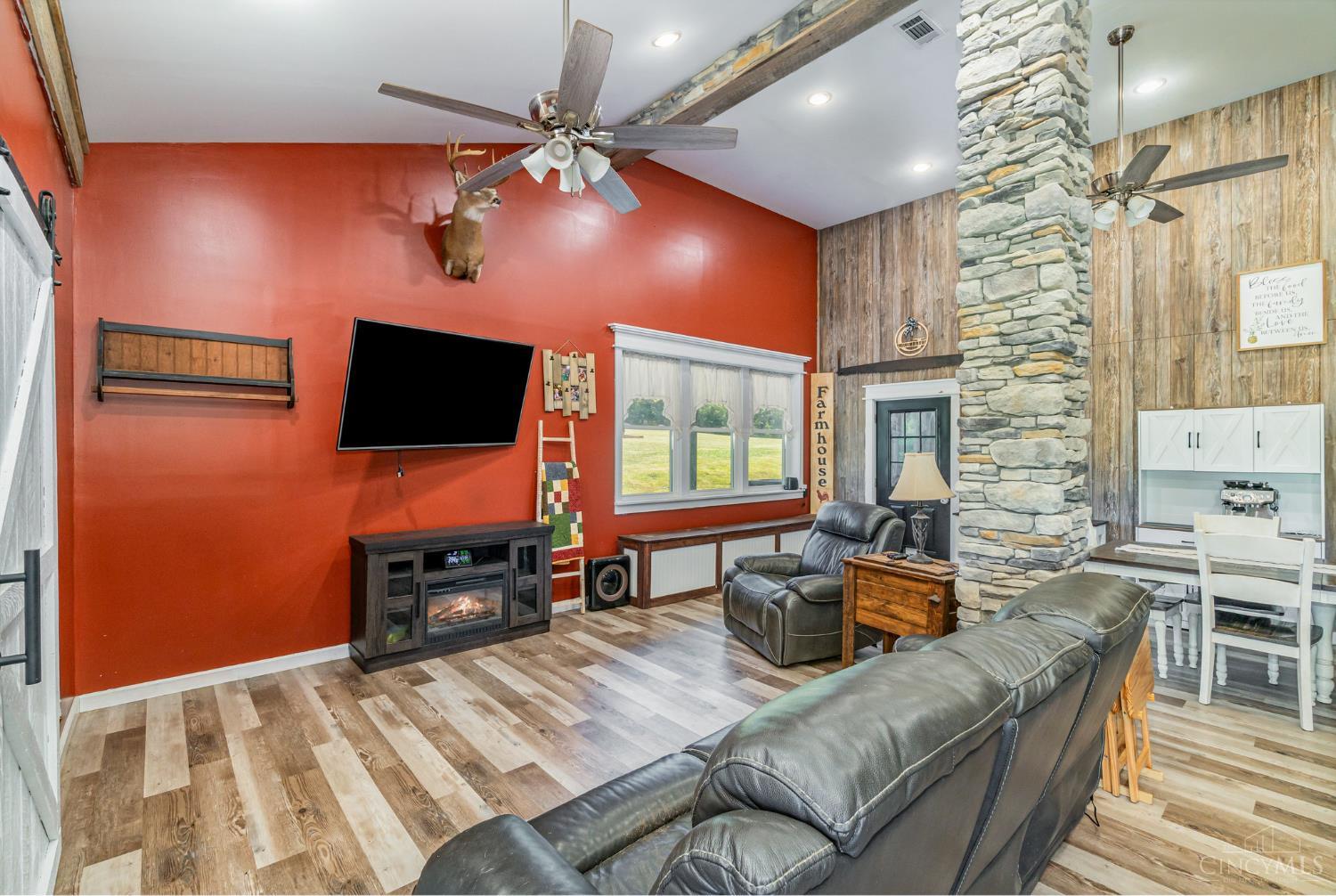 6024 Cahall School House Road