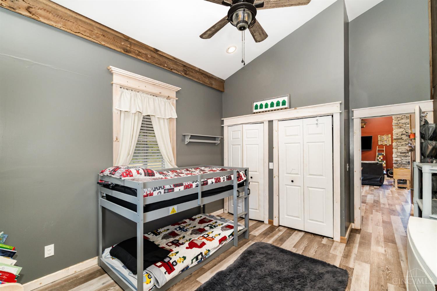 6024 Cahall School House Road