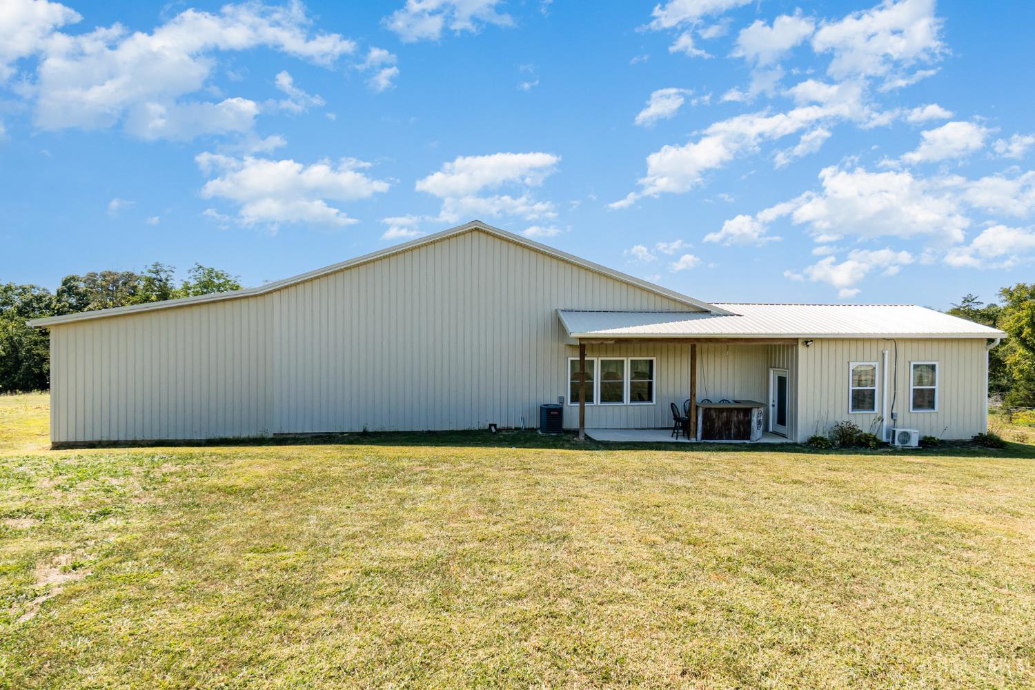 6024 Cahall School House Road
