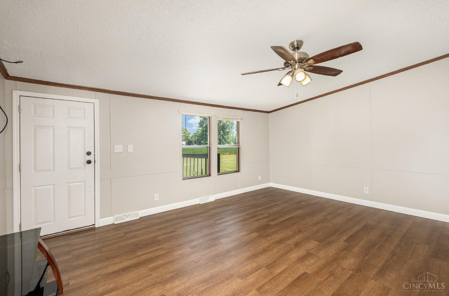 13602 Robbins Road