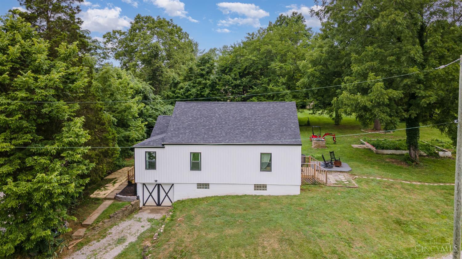 3371 Cole Road