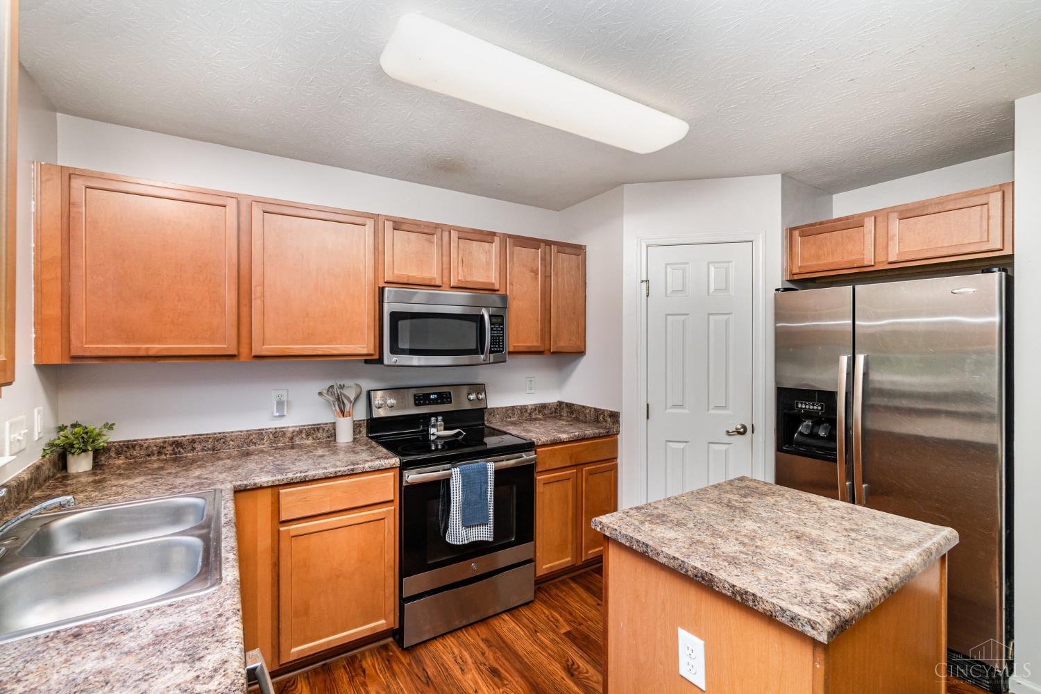 4578 Vista Meadows Drive
