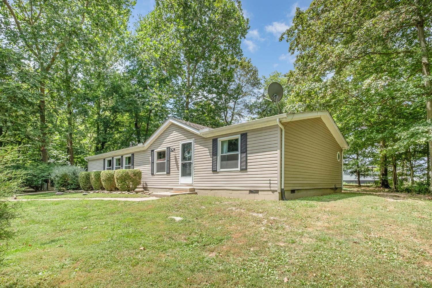 2724 Lucas Road