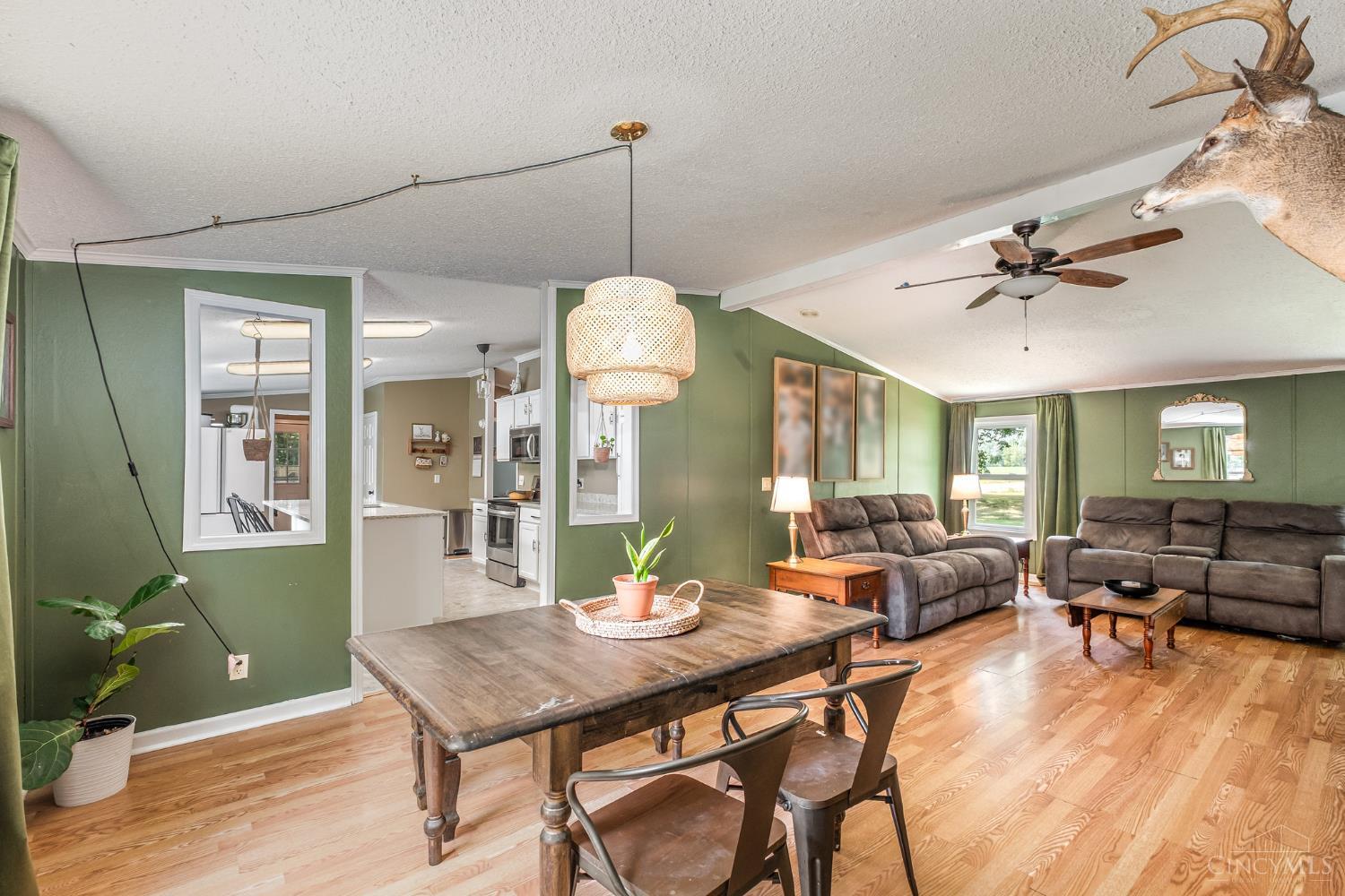 2724 Lucas Road