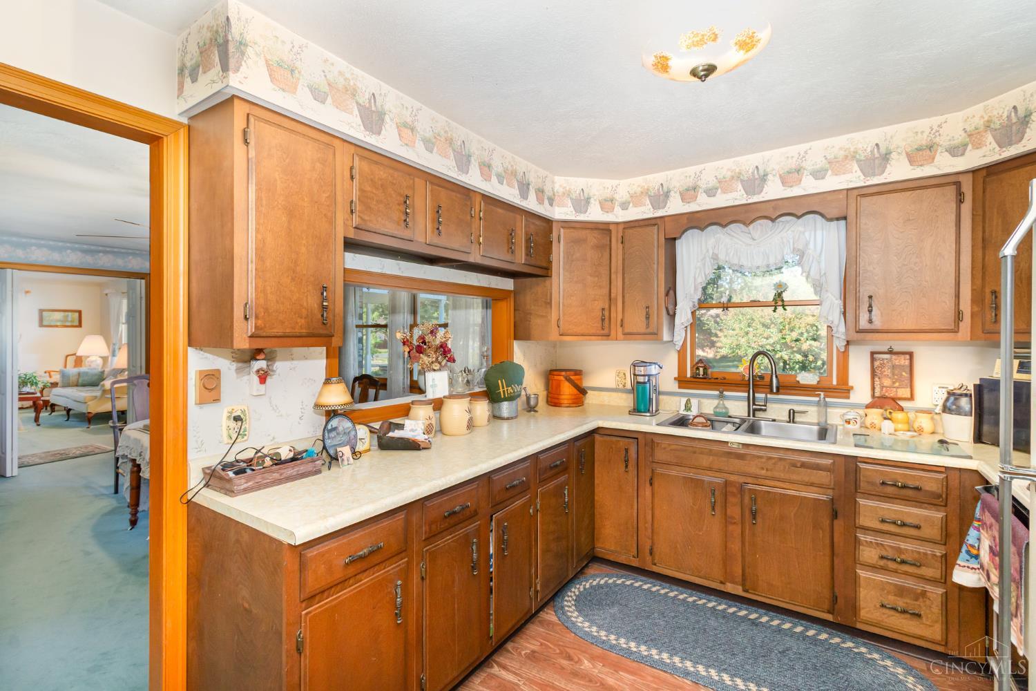27 Marilyn Drive