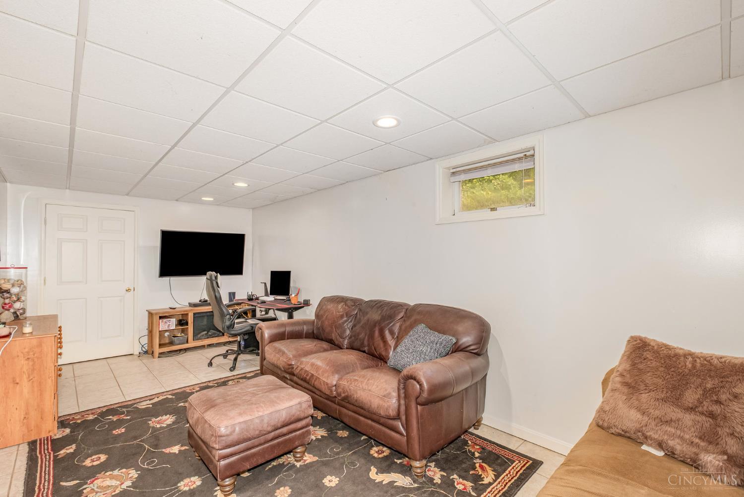 1477 Indian Ridge Trail