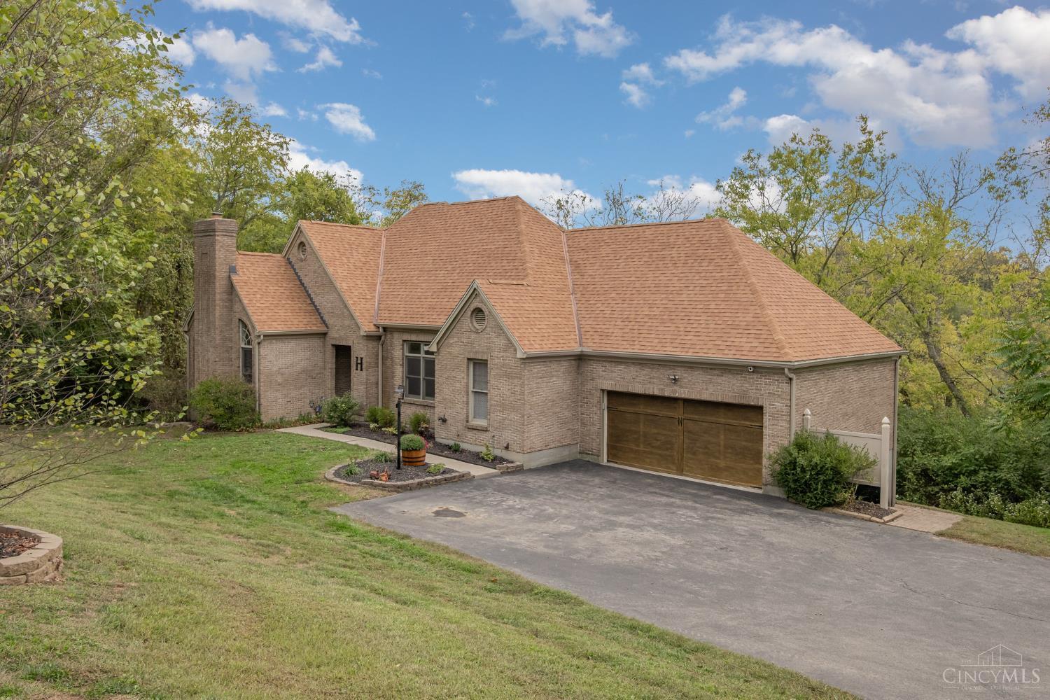 1477 Indian Ridge Trail