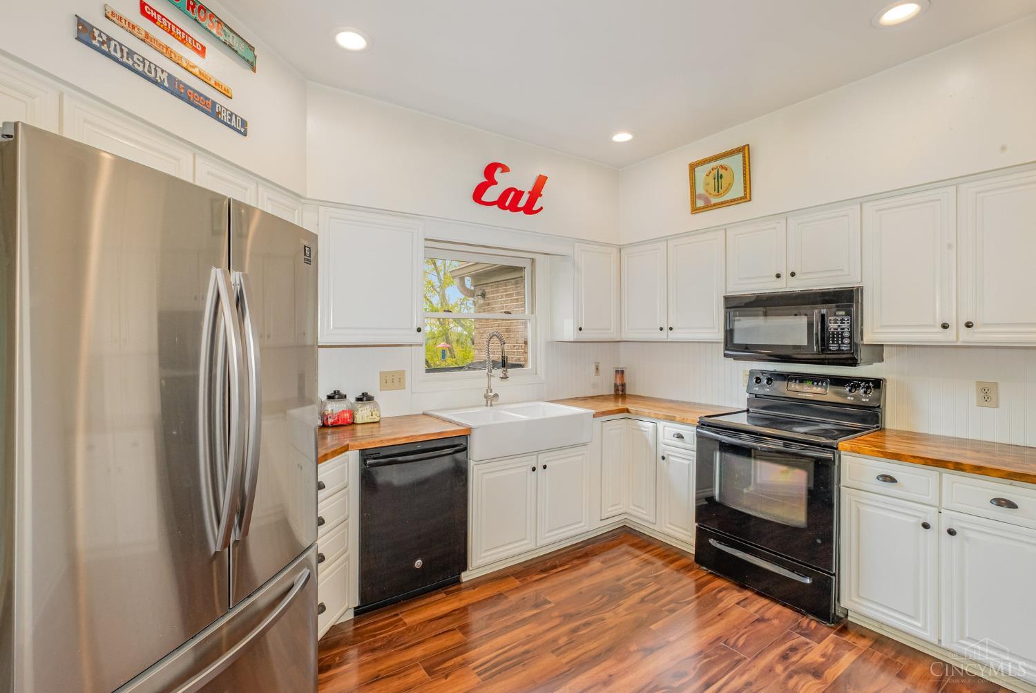 1477 Indian Ridge Trail