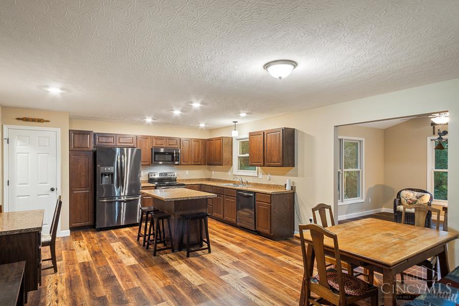 1119 Grants Pass Drive