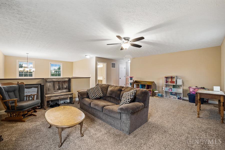 1119 Grants Pass Drive