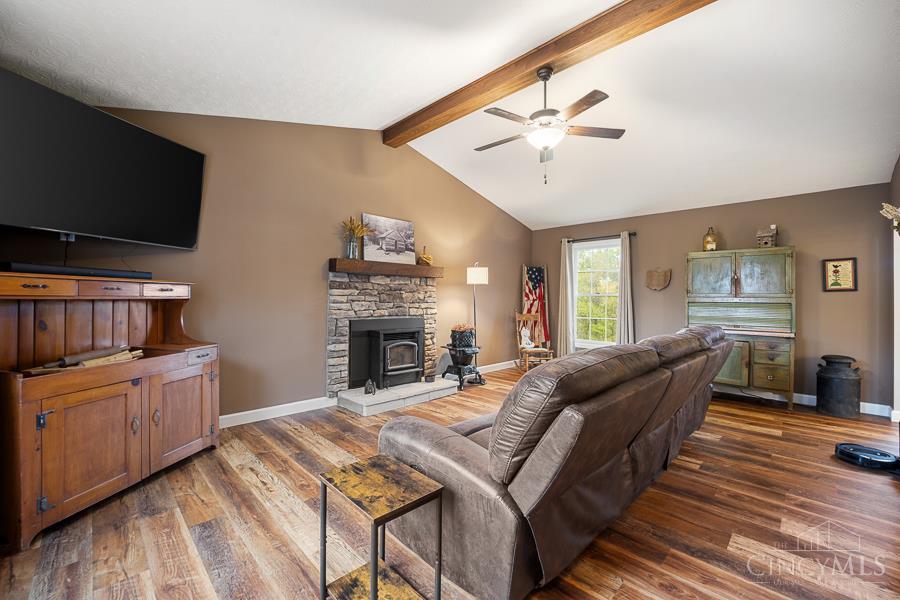 1119 Grants Pass Drive