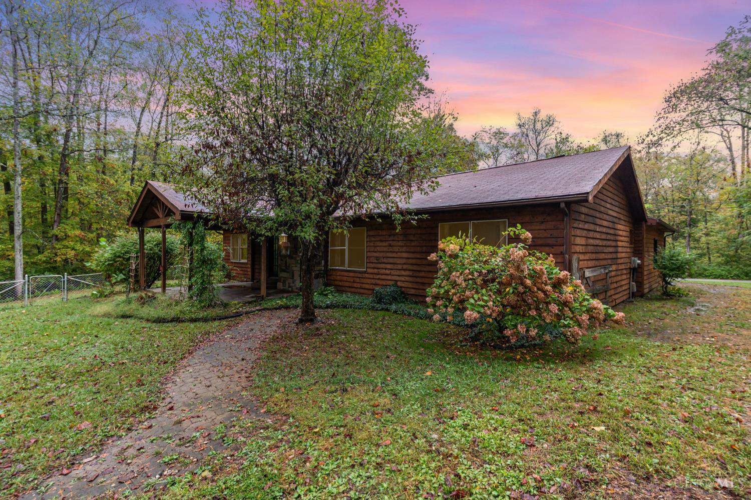 3685 Happy Hollow Road