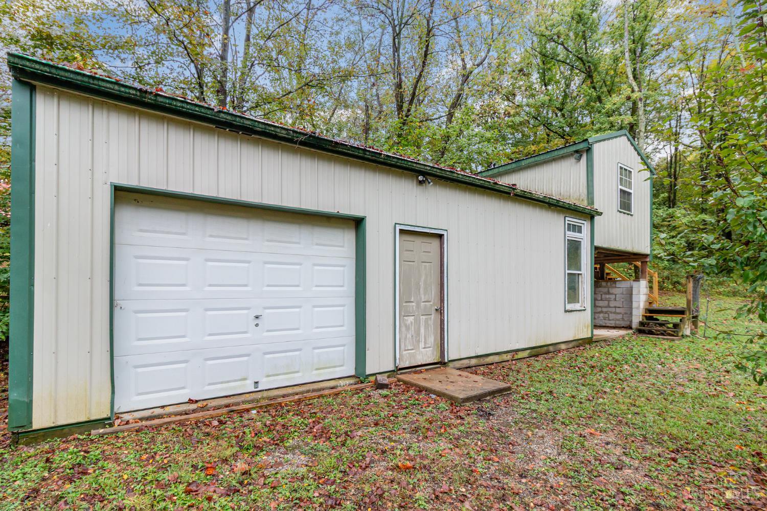 3685 Happy Hollow Road