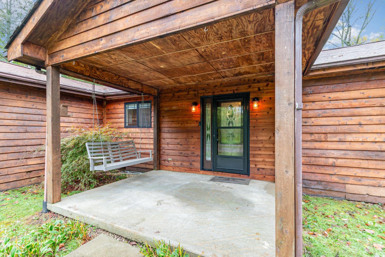 3685 Happy Hollow Road