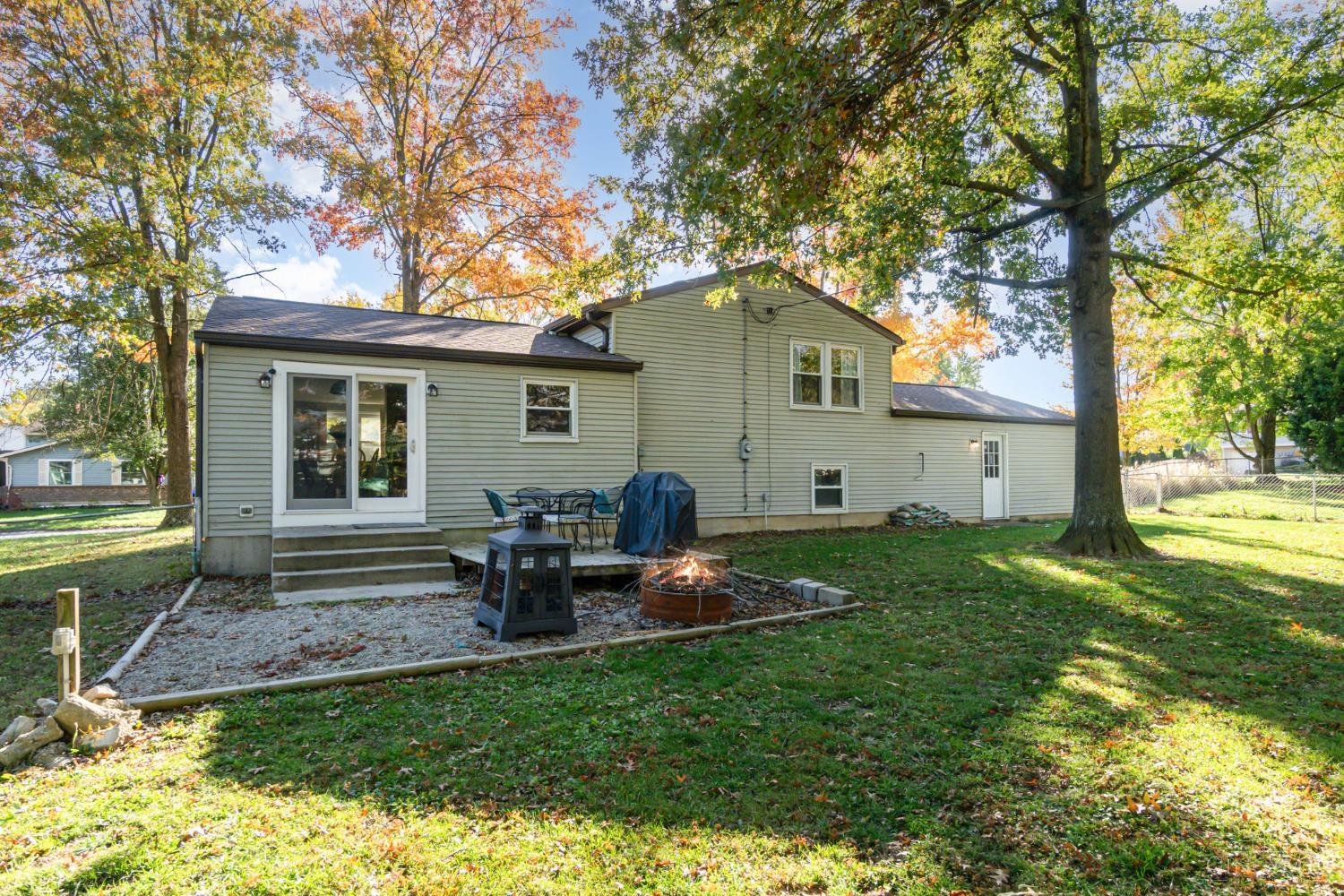 615 Regents Road