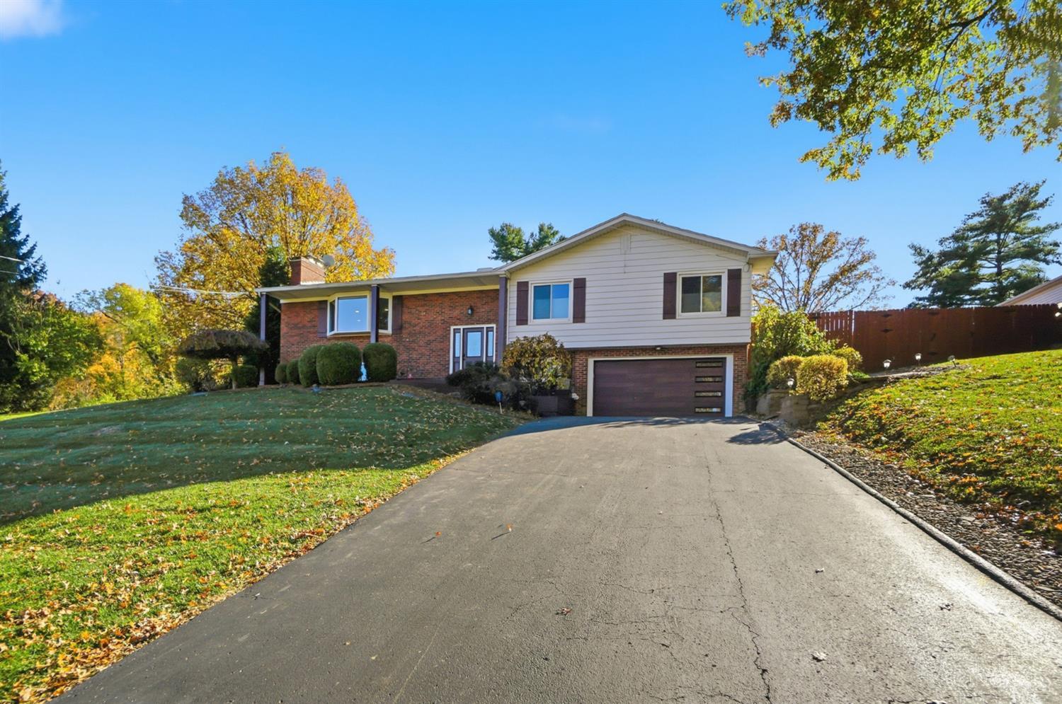 6604 Hitching Post Lane