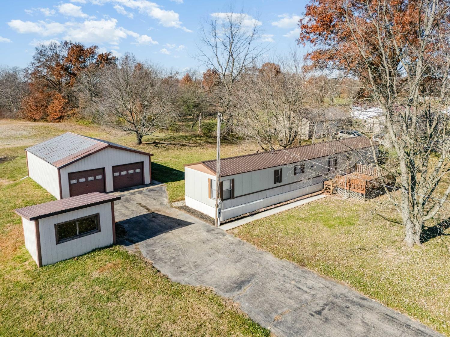 15731 Moon Road