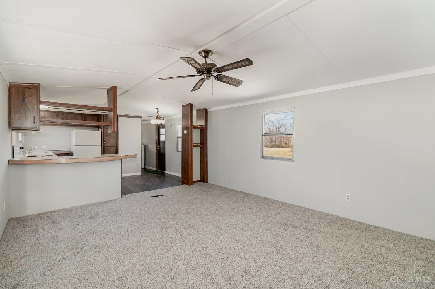 15731 Moon Road