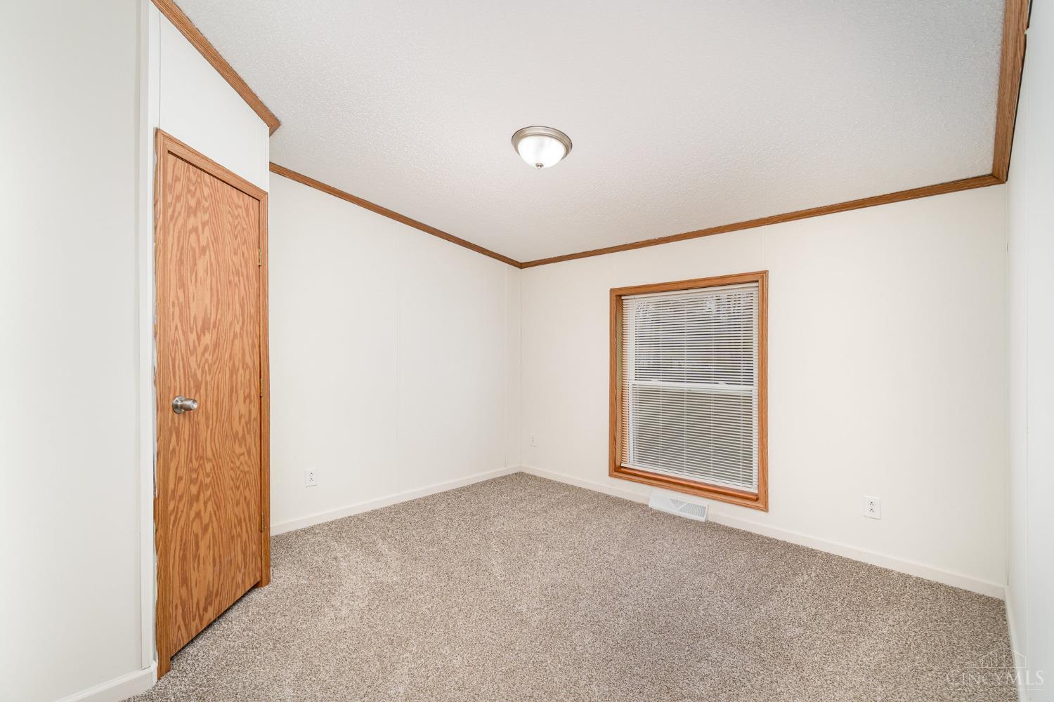 14084 Holiday Drive