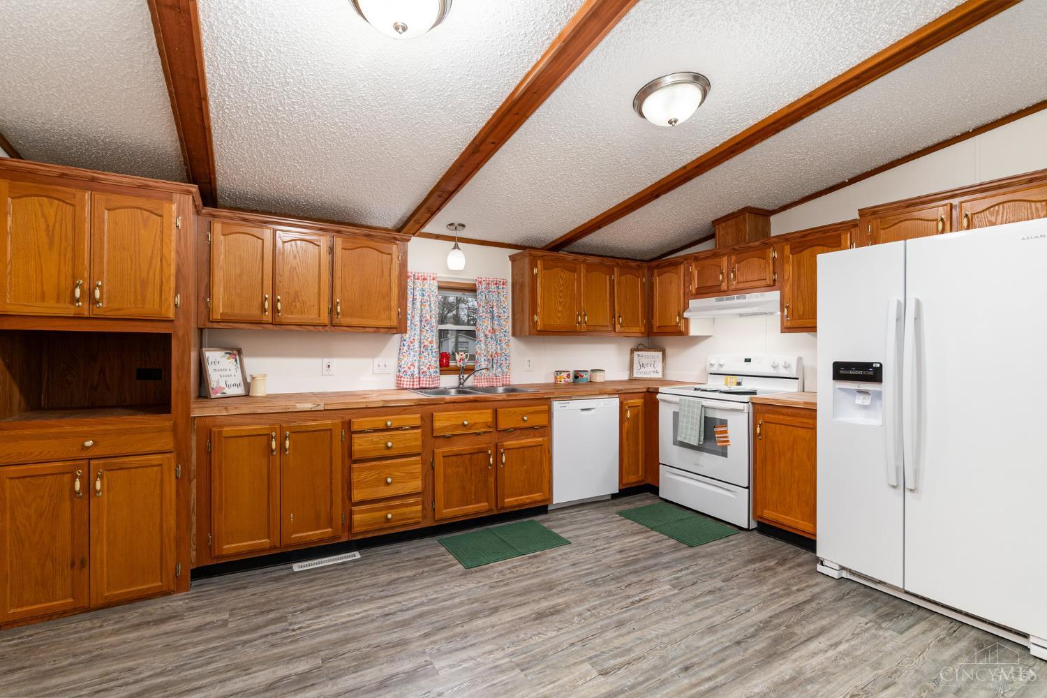 14084 Holiday Drive