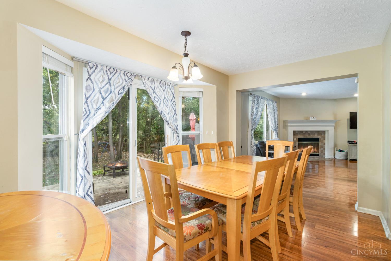 1575 Apple Court