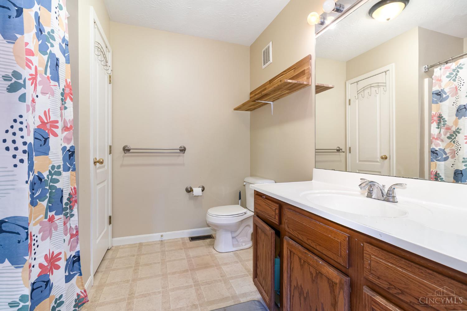 1575 Apple Court