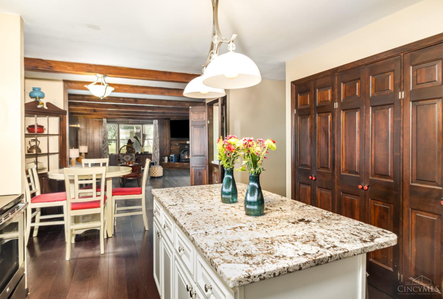 20 Lakeview Acres Drive