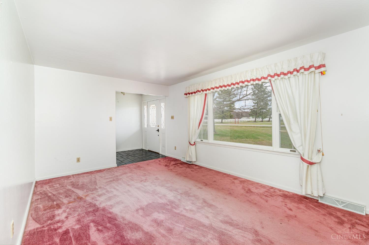 4635 Elmwood Road