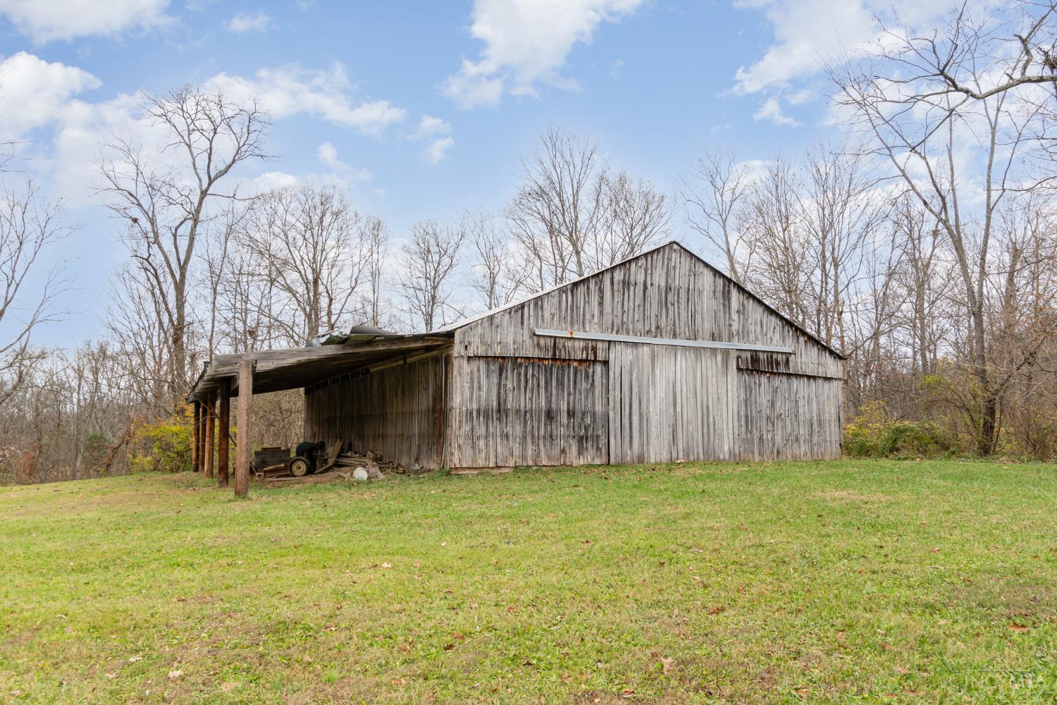 4635 Elmwood Road