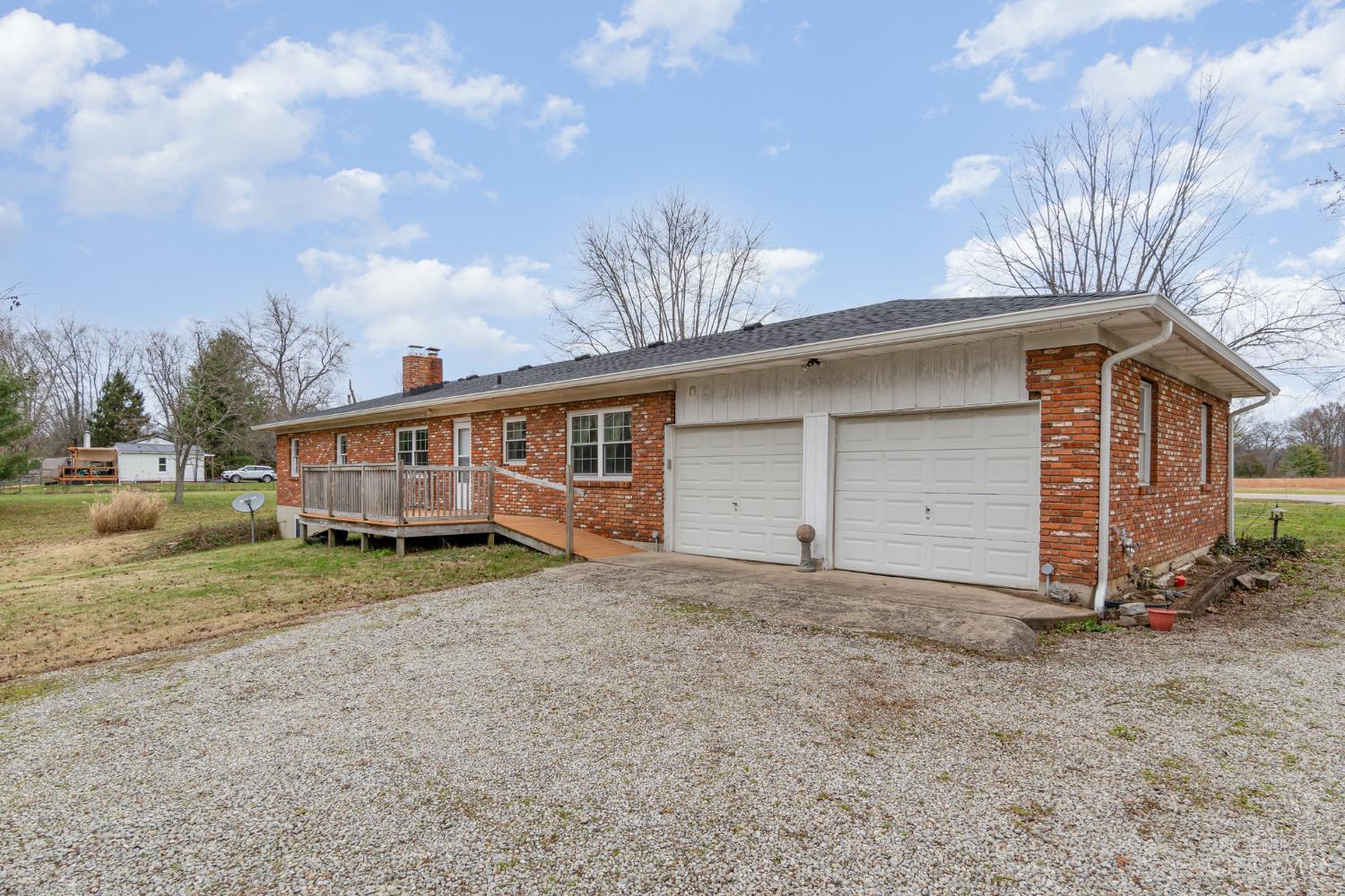 4635 Elmwood Road