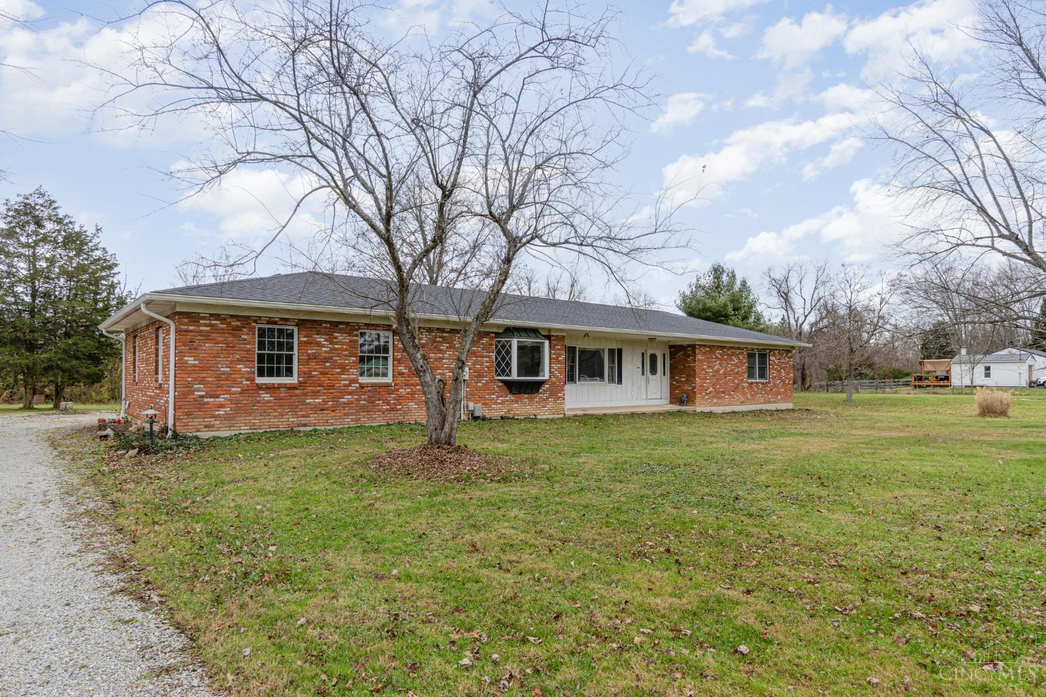 4635 Elmwood Road