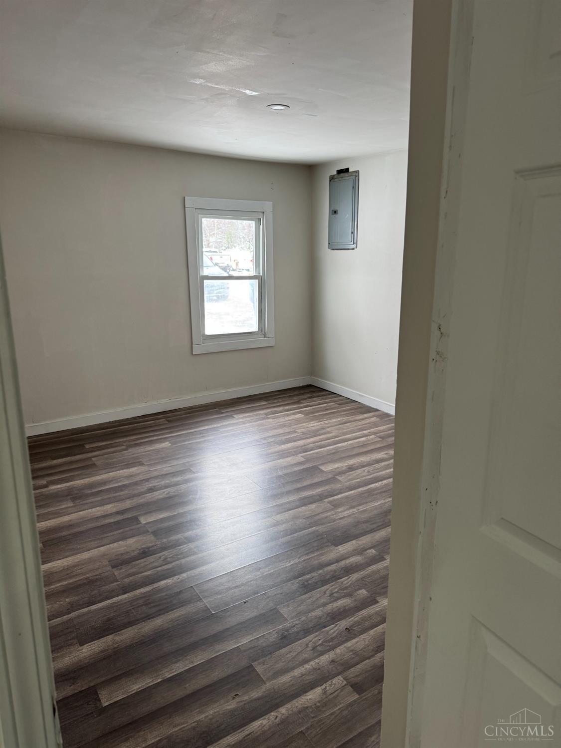 165 S Sixth Street