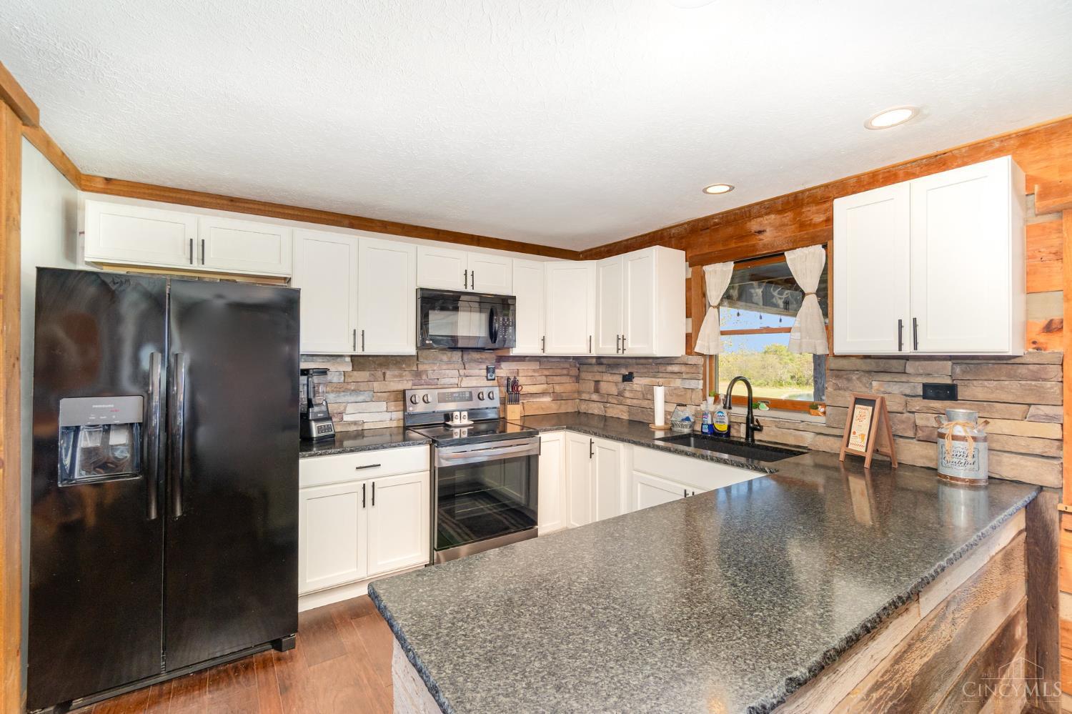 870 Fenton Road