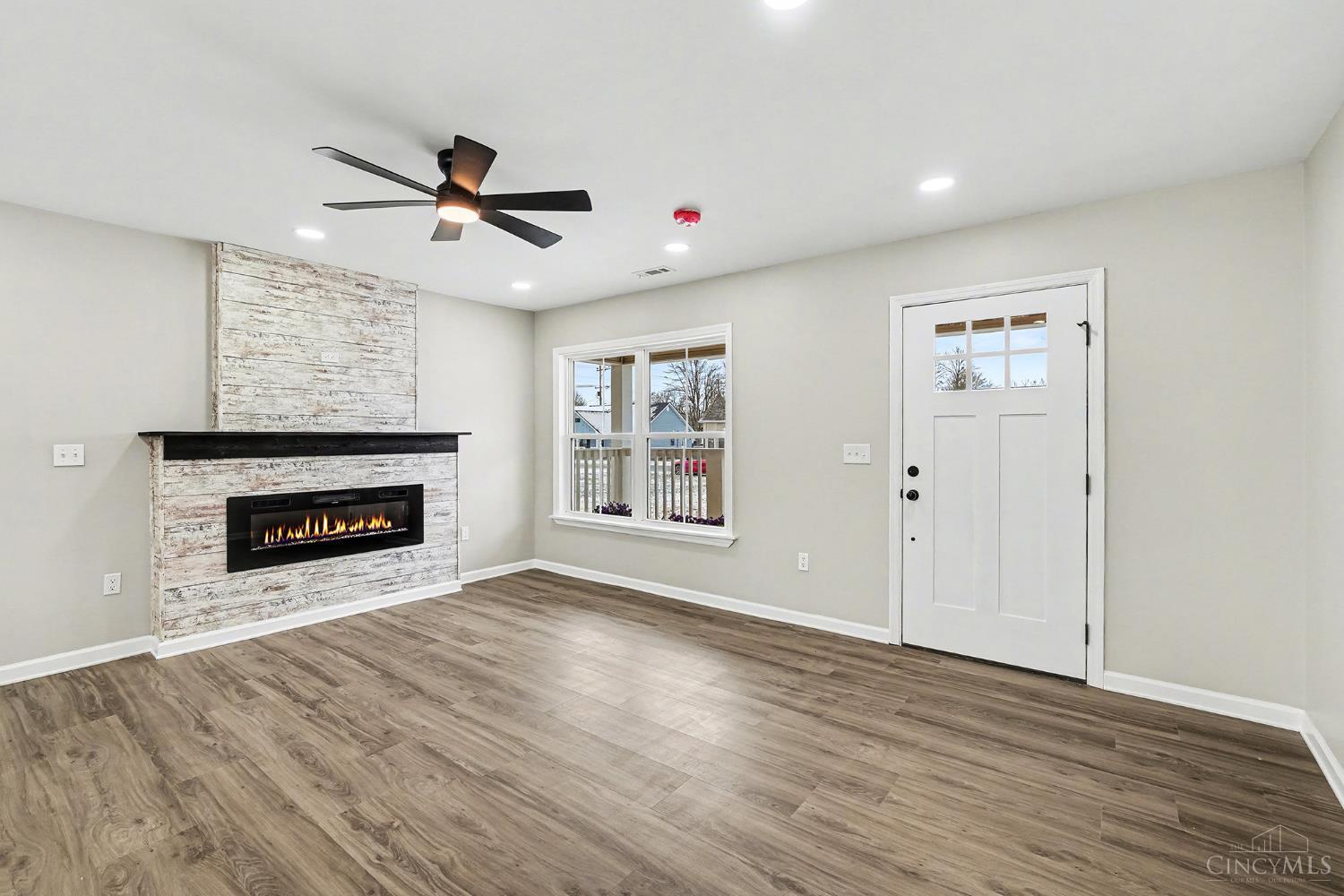 401 Elmwood Court