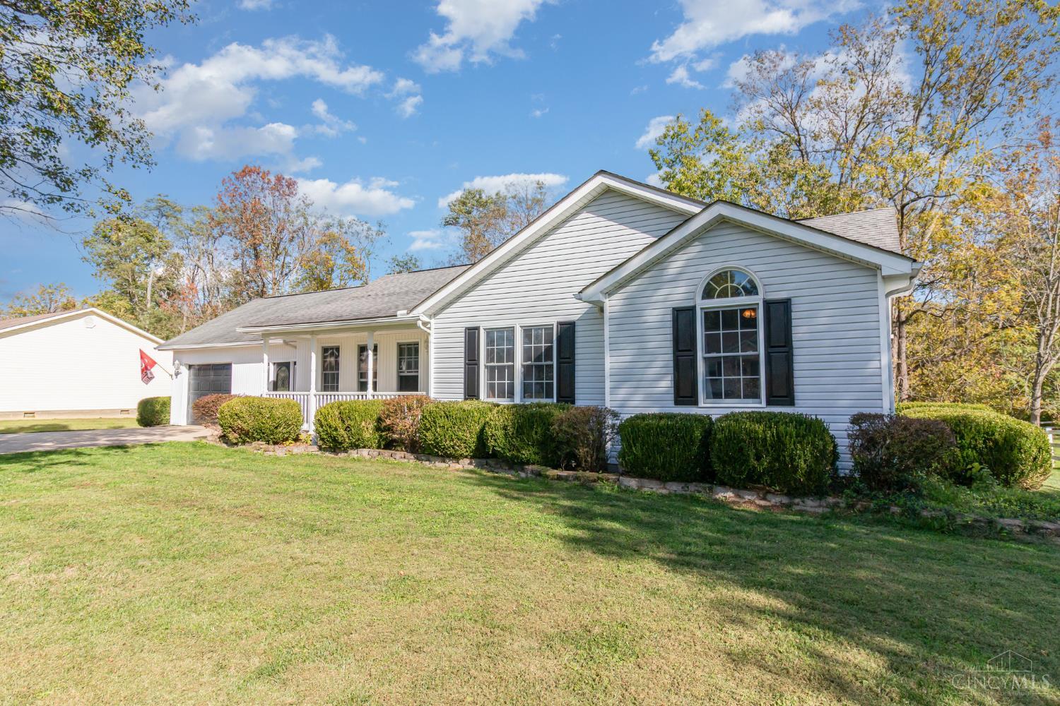 25 Douglas Lane