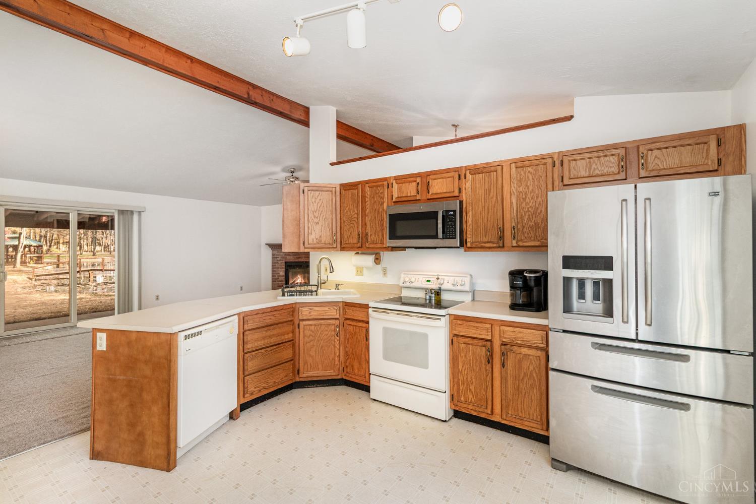 16086 Colonial Drive