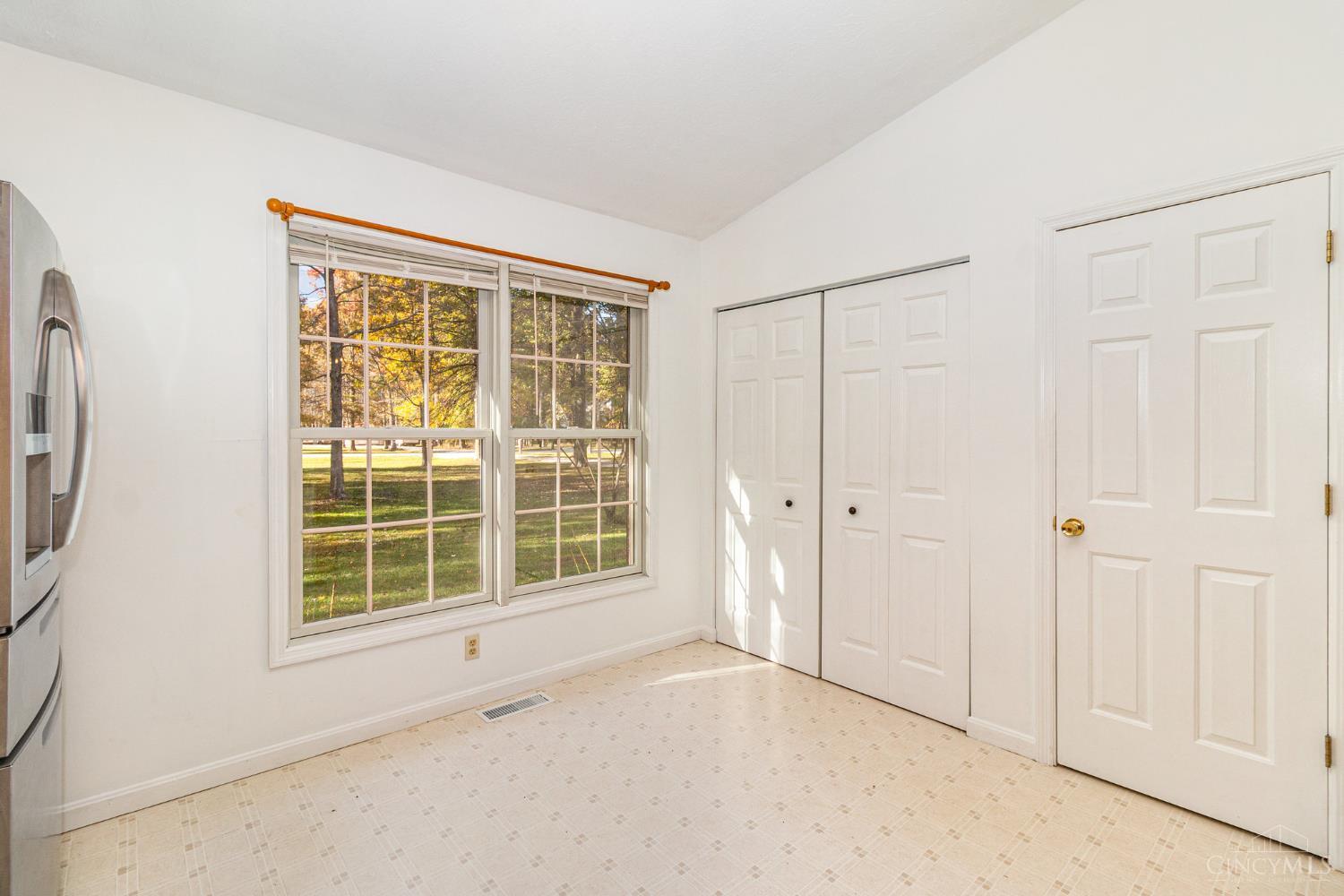 16086 Colonial Drive
