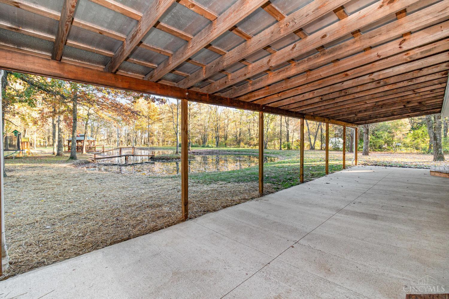 16086 Colonial Drive