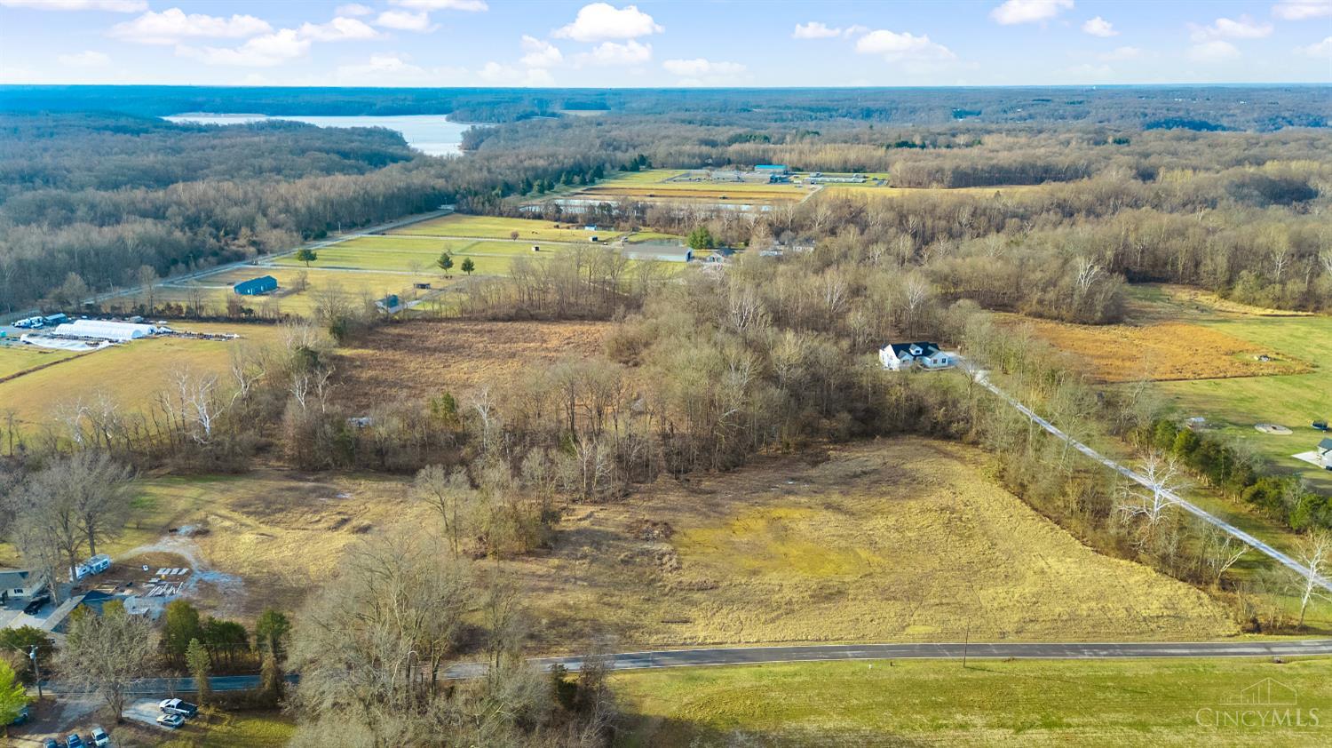 8 Summit Road