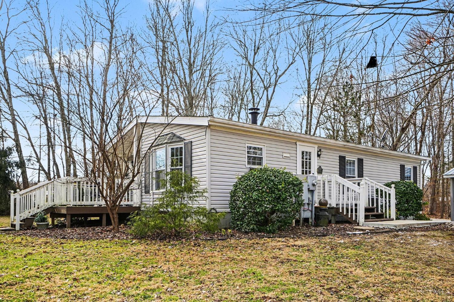 1571 Crosstown Road