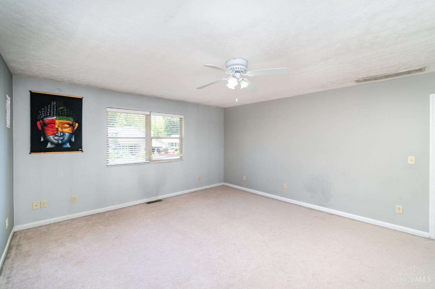 175 Douglas Circle