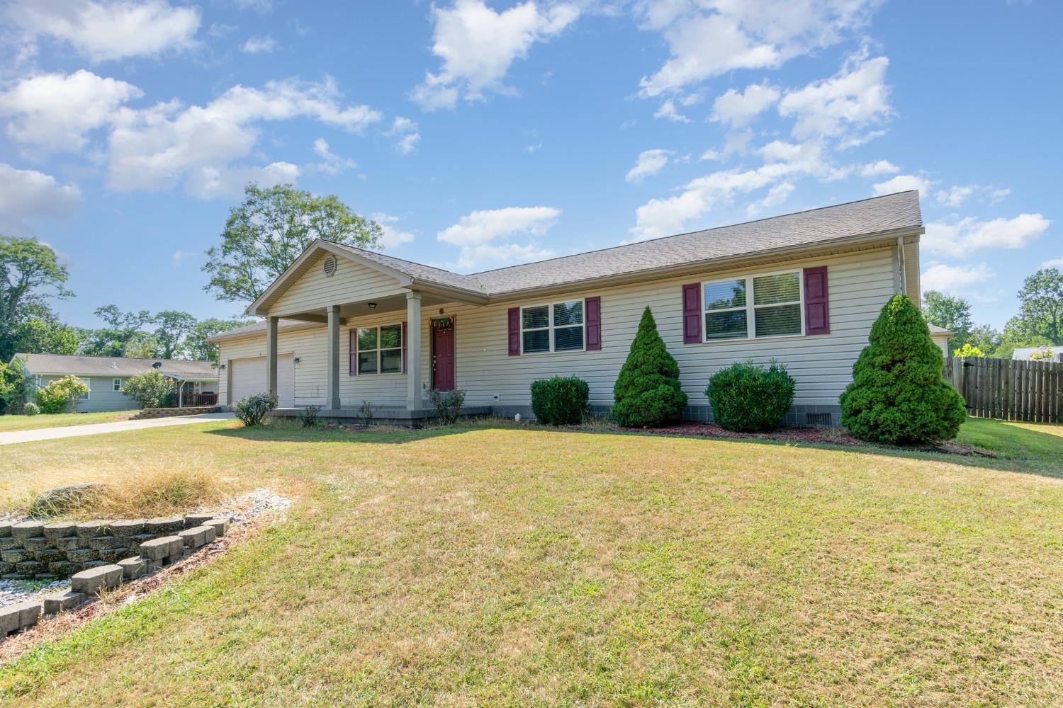 175 Douglas Circle