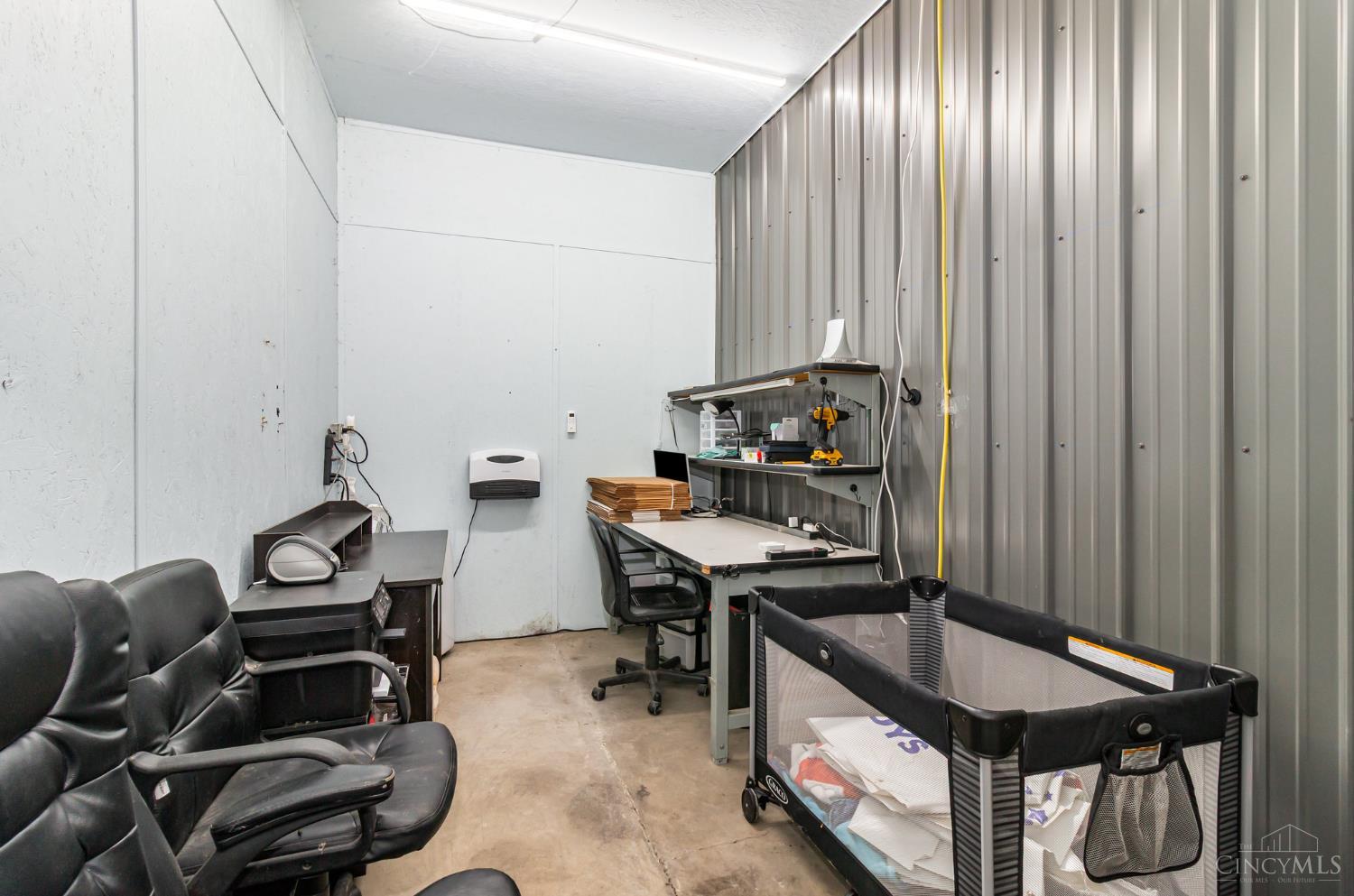 8285 Tri County Highway