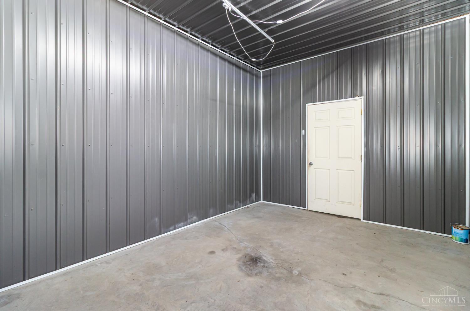 8285 Tri County Highway