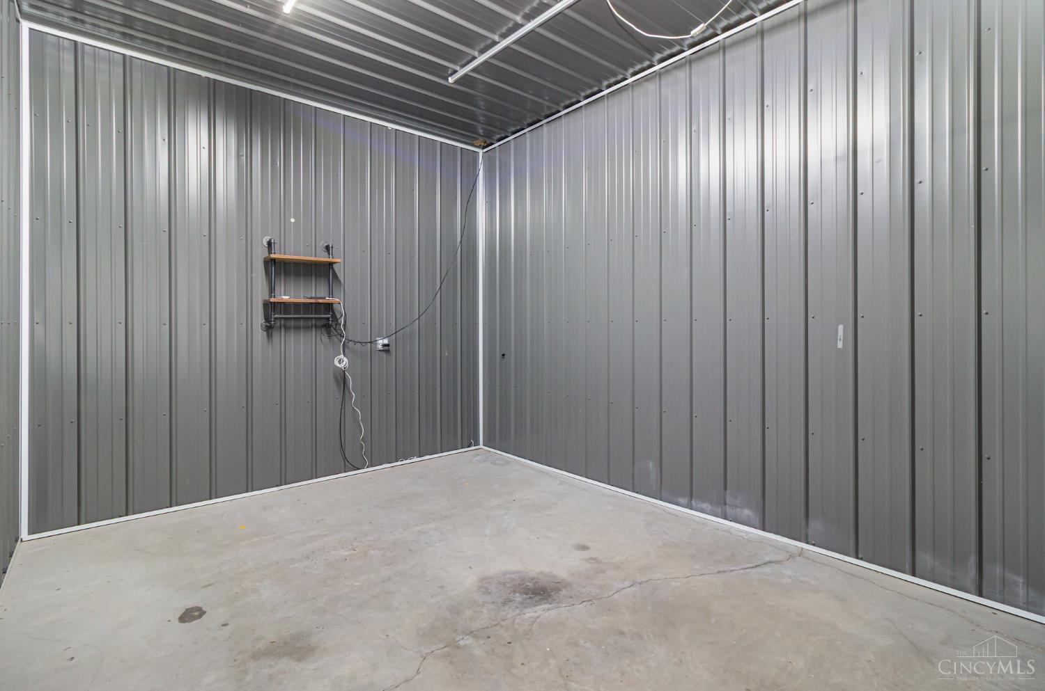 8285 Tri County Highway