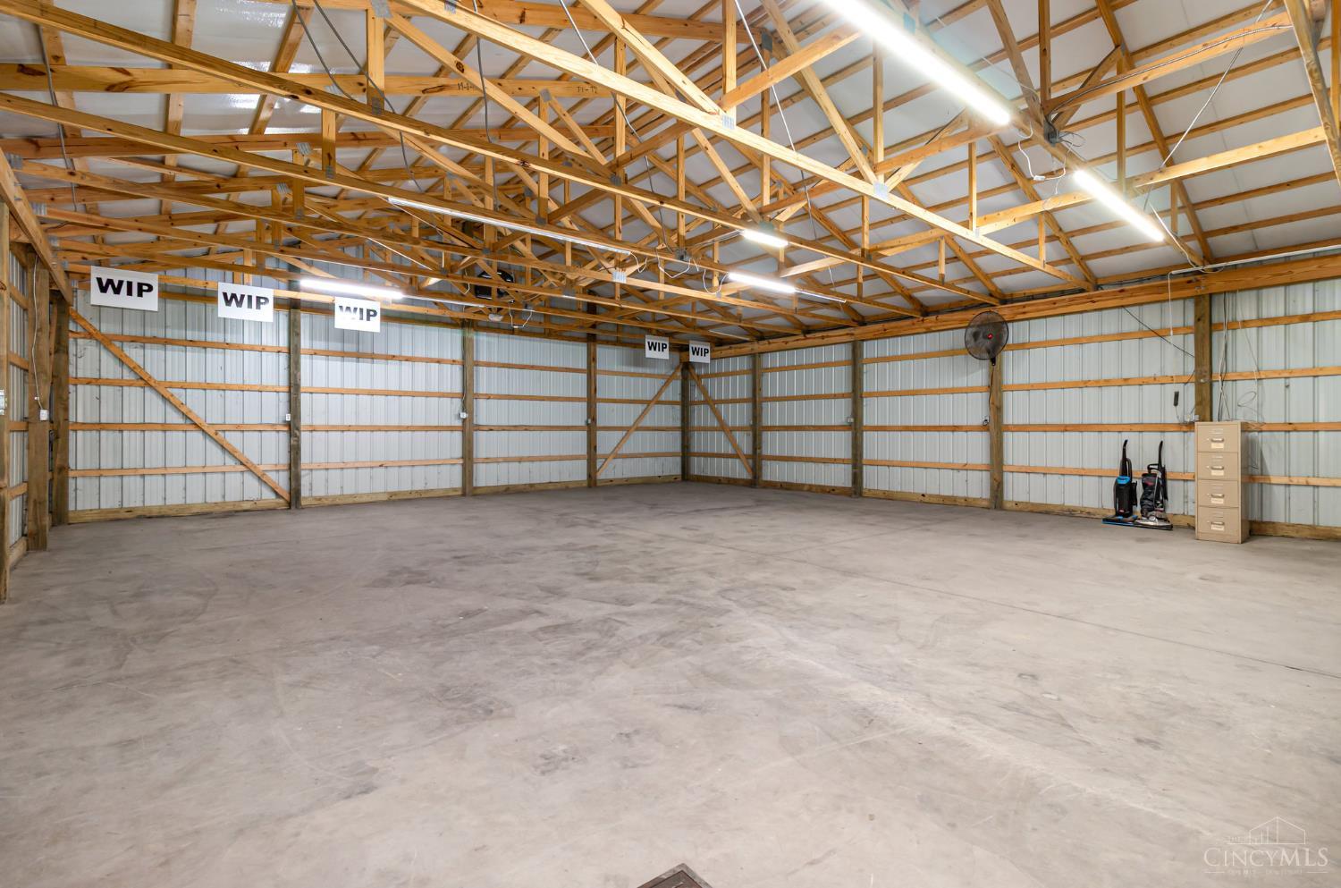 8285 Tri County Highway