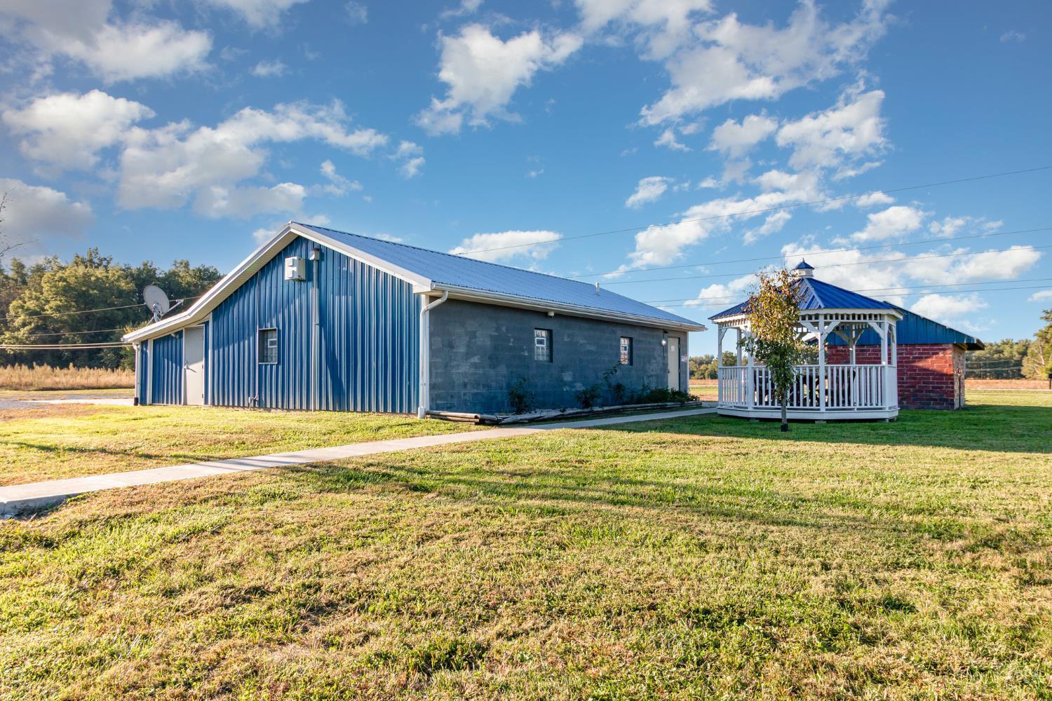 8285 Tri County Highway